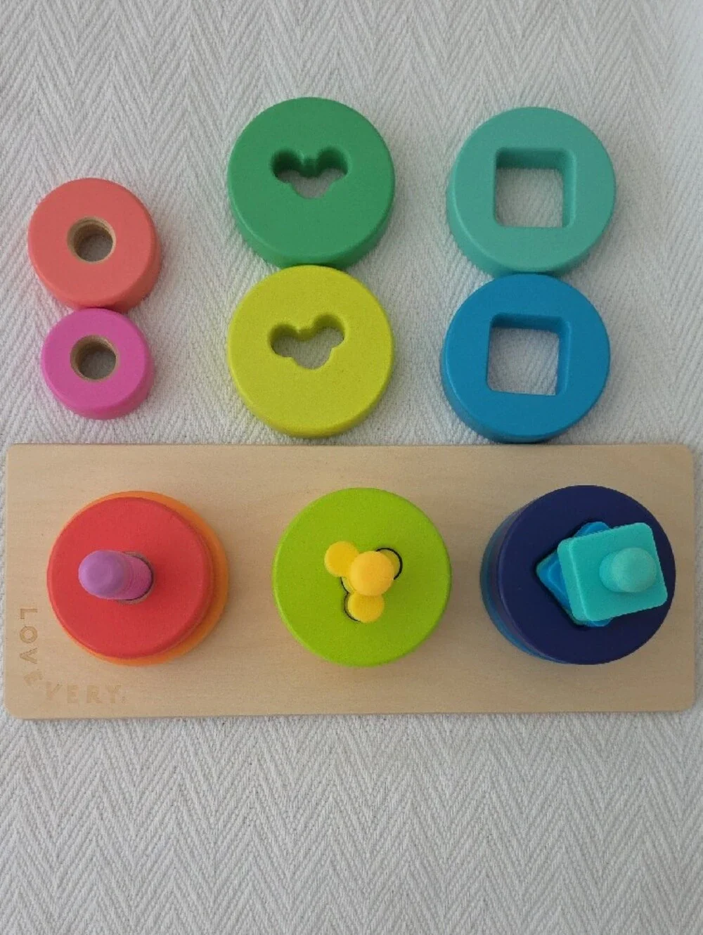 LOVEVERY twist pivot